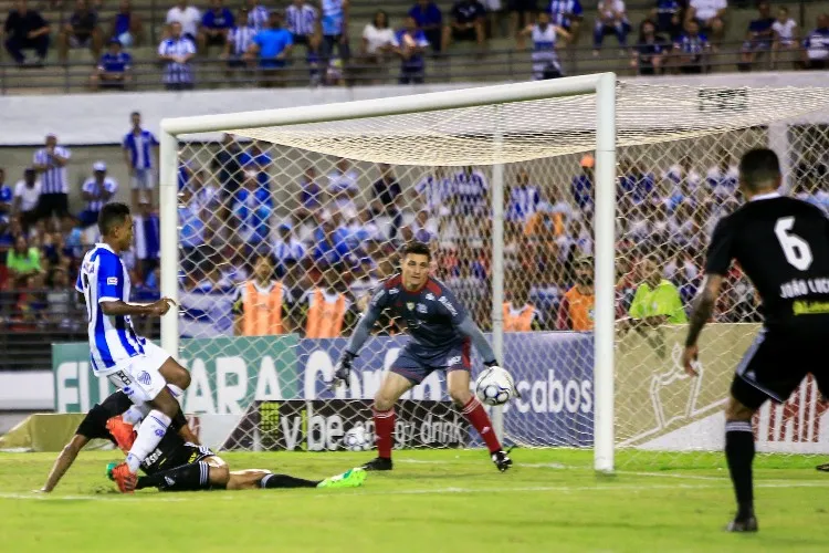 CSA 1x4 Figueirense - 7ª rodada do Campeonato Brasileiro da Série B
