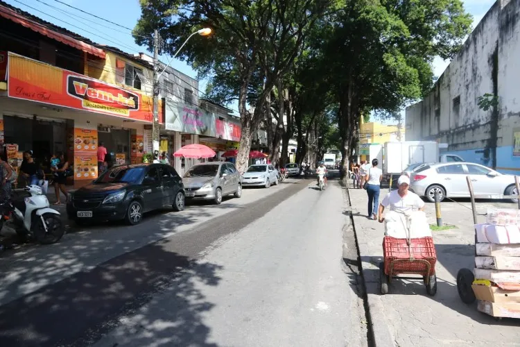 Feirantes do Centro contestam readequação