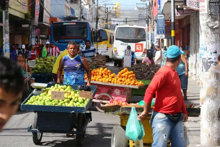 Feirantes do Centro contestam readequação
