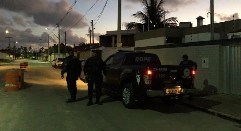 Operação da PM e Gaeco prende policiais envolvidos em crimes