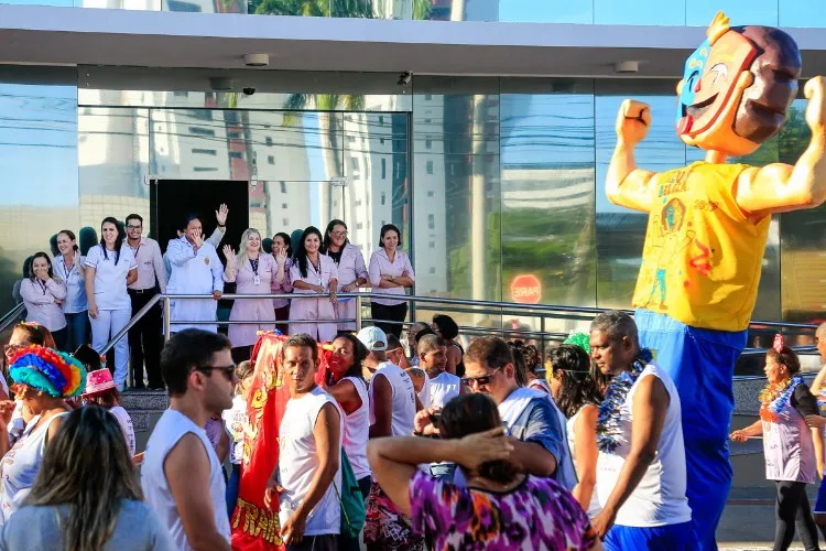 Cerca de 500 foliões participaram da 28ª edição do bloco