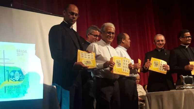 Arquidiocese de Maceió lança selo comemorativo e entrega Troféu Centenário