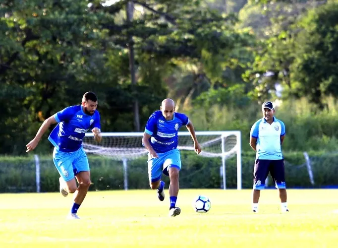 CSA precisa correr para buscar primeira vitória