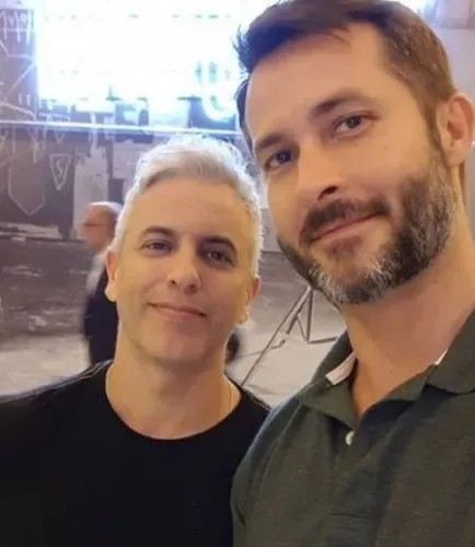 Artistas estão casados há 21 anos