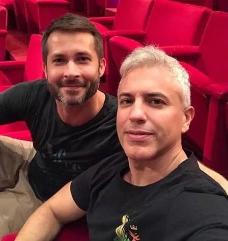 Artistas estão casados há 21 anos