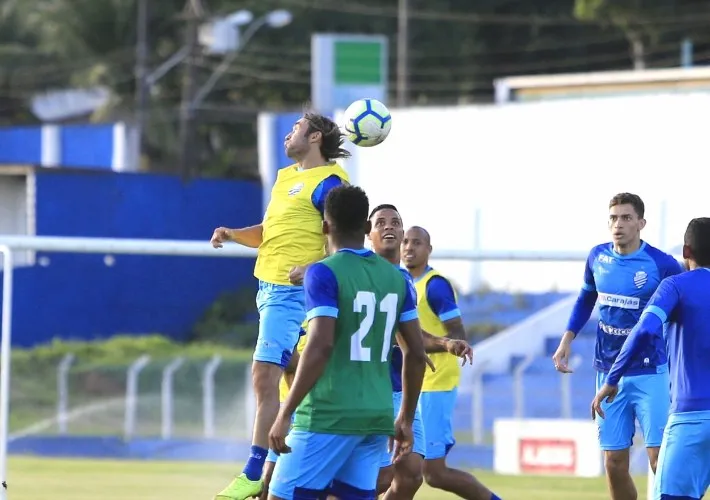 Elenco azulino se prepara para jogo de domingo, na vola do Brasileirão da Série A