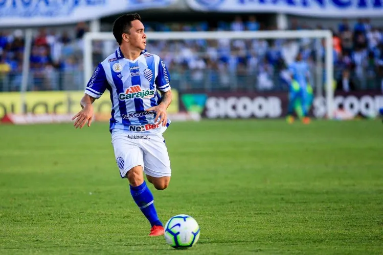 Azulão vence o Vozão por 1 a 0