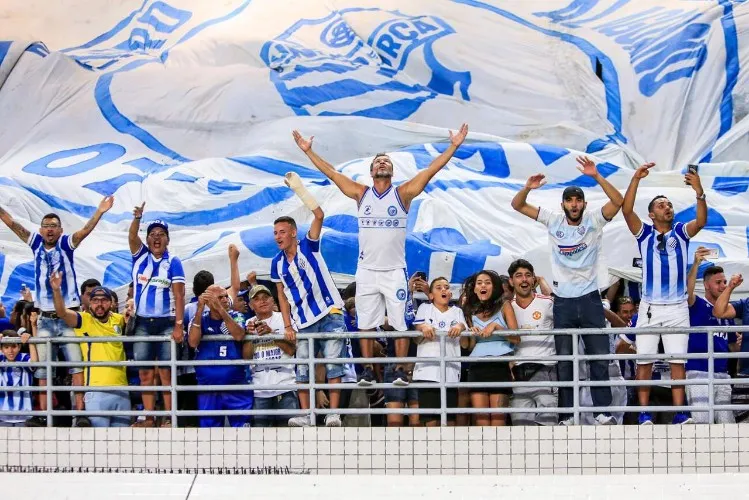 Azulão vence o Vozão por 1 a 0