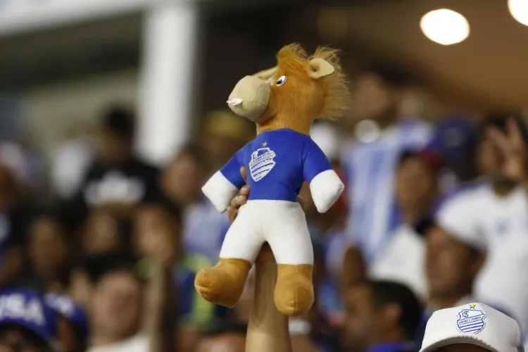 Azulão começa vencendo mas cede o empate: 2 a 2