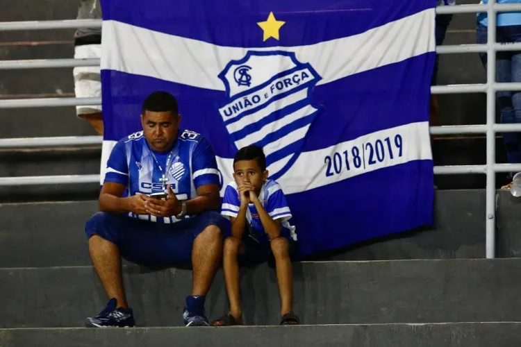 Azulão perde mais uma no Rei Pelé: 1 a 0