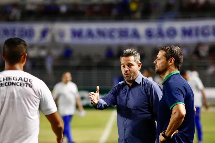 Azulão perde mais uma no Rei Pelé: 1 a 0