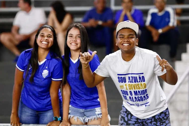 Azulão perde mais uma no Rei Pelé: 1 a 0