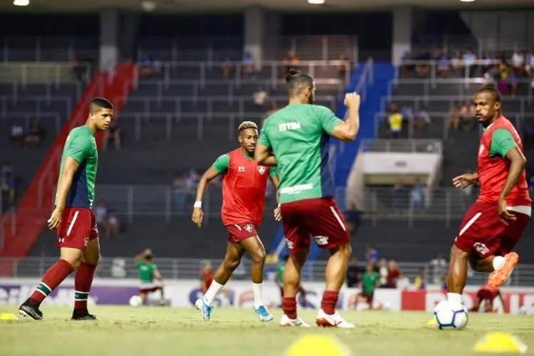 Azulão perde mais uma no Rei Pelé: 1 a 0