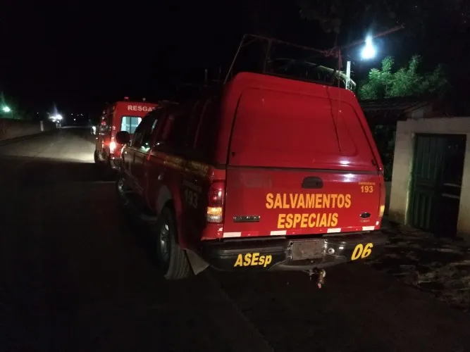 Fogo atinge mercadinho na zona rural da cidade de Taquarana