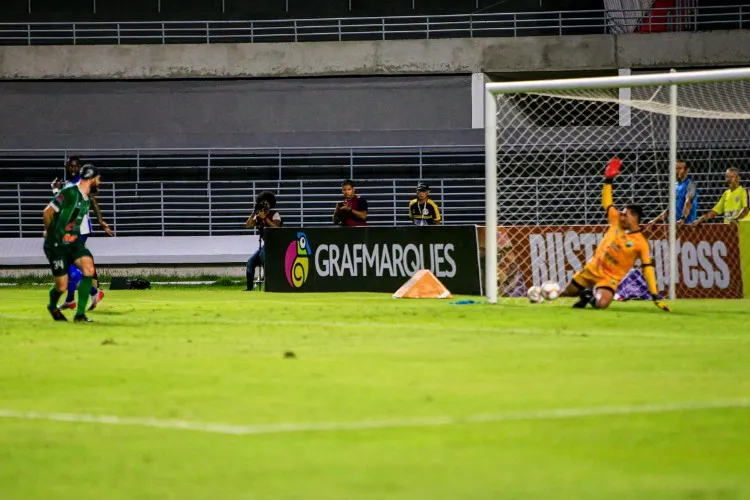 Azulão goleia o Hulk por 4 a 0