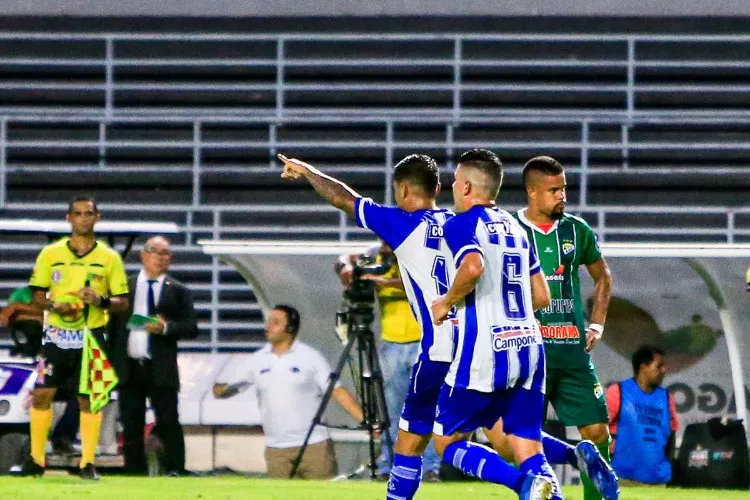 Azulão goleia o Hulk por 4 a 0