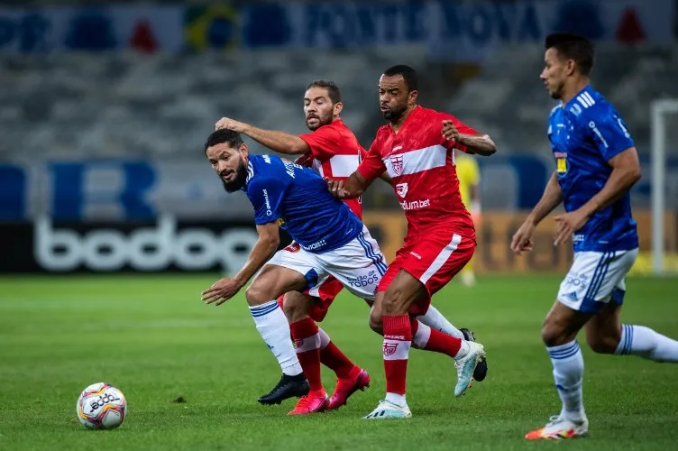 Jogo válido pela 8ª rodada da Série B: Galo fica no empate com a Raposa