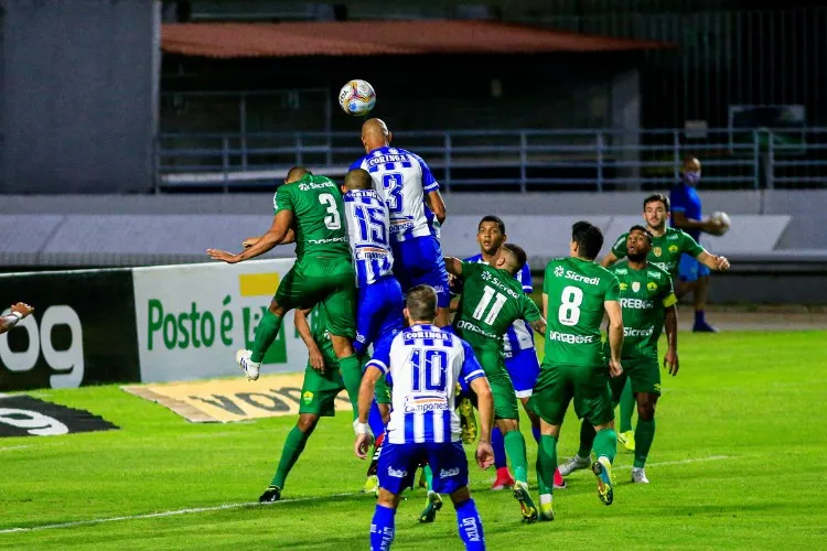 Azulão chega a sétima derrota na Série B do Brasileiro