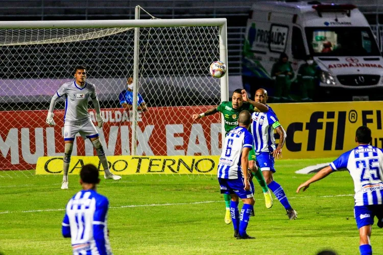 Azulão chega a sétima derrota na Série B do Brasileiro