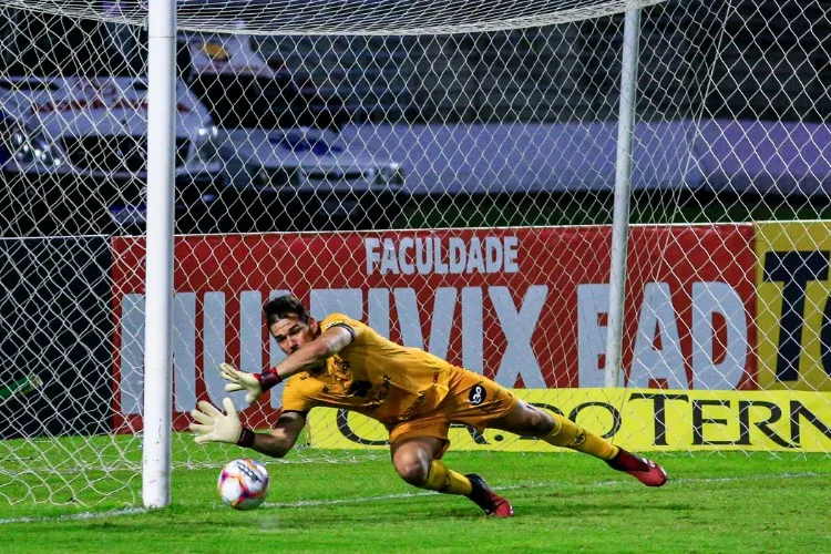 Partida disputada no Rei Pelé, abrindo a 12ª rodada da Série B