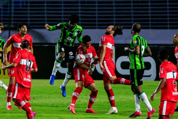 Partida disputada no Rei Pelé, abrindo a 12ª rodada da Série B