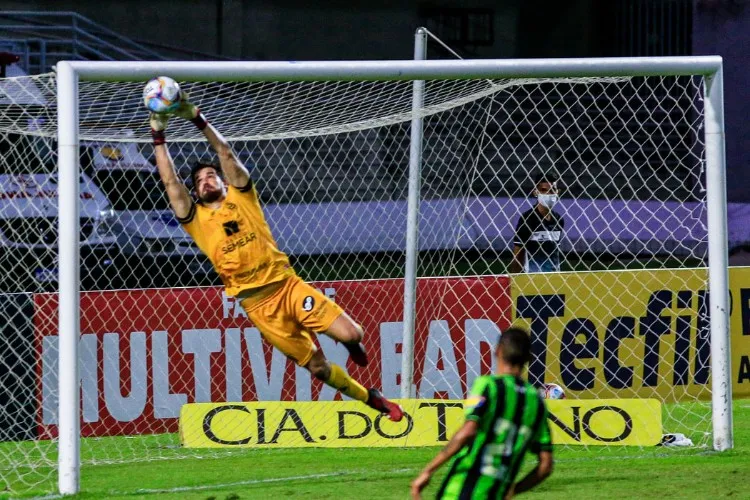 Partida disputada no Rei Pelé, abrindo a 12ª rodada da Série B
