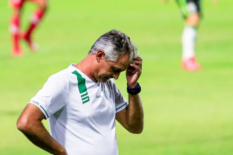 Partida disputada no Rei Pelé, abrindo a 12ª rodada da Série B