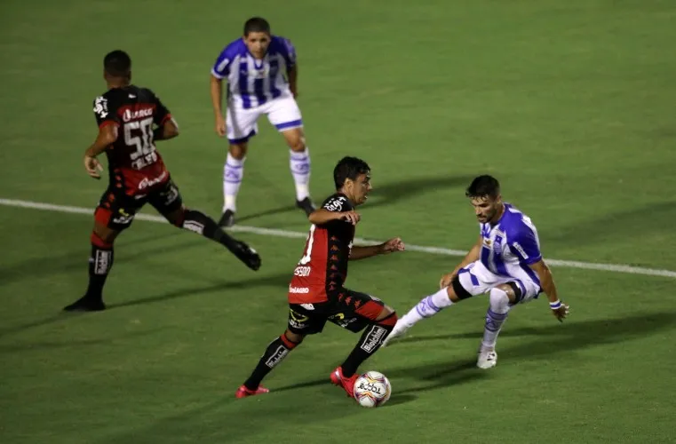 Azulão venceu por 1 a 0