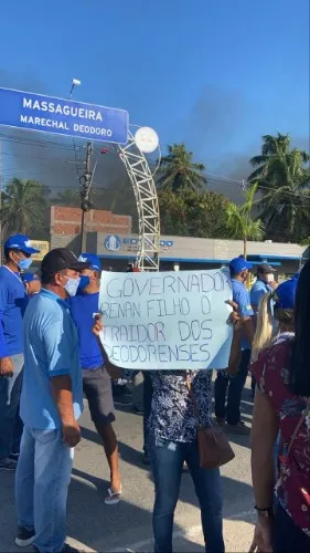 Moradores protestam contra a privatização da Casal