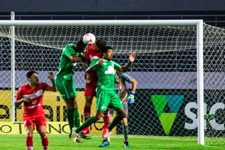 Jogo válido pela 9ª rodada da Série B