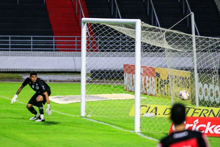Partida válida pela 19ª rodada do Campeonato Brasileiro da Série B