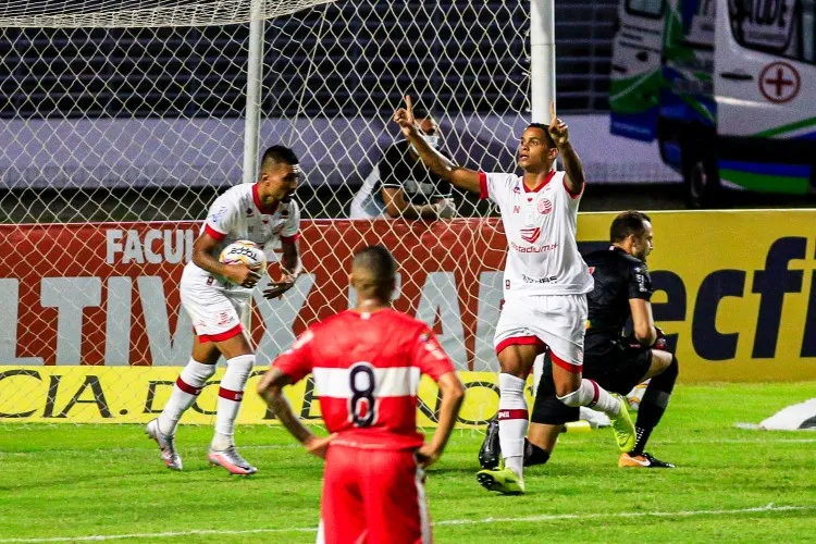 Jogo válido pela 22ª segunda rodada do Campeonato Brasileiro da Série B