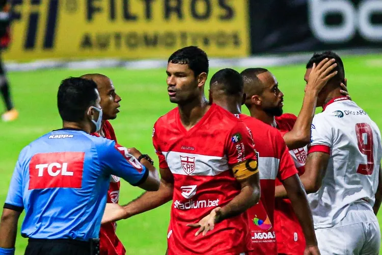 Jogo válido pela 22ª segunda rodada do Campeonato Brasileiro da Série B