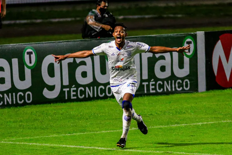 CSA chega a virar o placar, mas acaba cedendo o empate ao Vasco, na Série B: 2 a 2