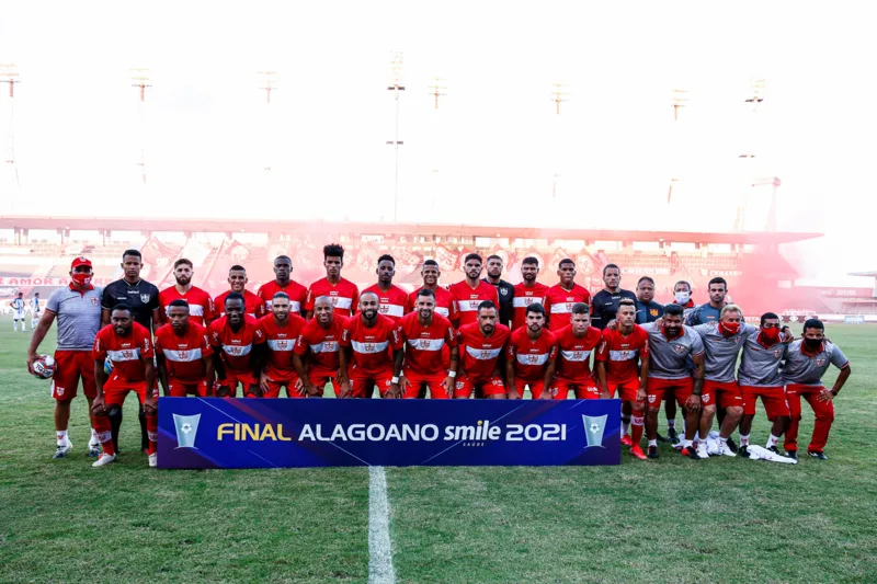Nos pênaltis, CSA vence CRB e conquista seu 40º título do Alagoano: 1x1 (4x3)