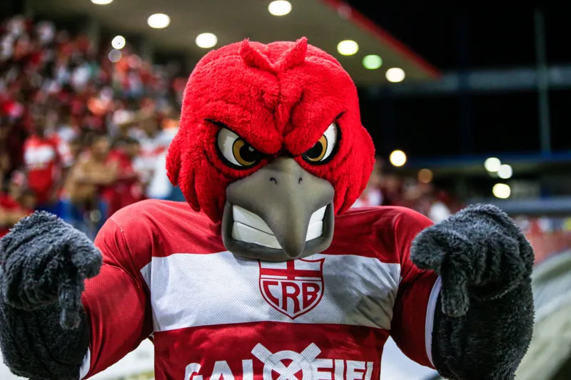 CRB bate o Vitória no Rei Pelé, volta a sonhar com o acesso à Série A e seca adversários: 3 a 1