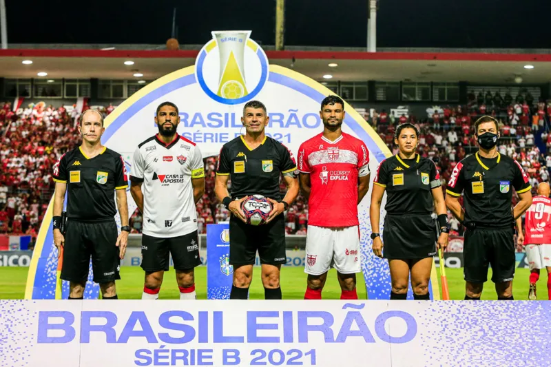 CRB bate o Vitória no Rei Pelé, volta a sonhar com o acesso à Série A e seca adversários: 3 a 1