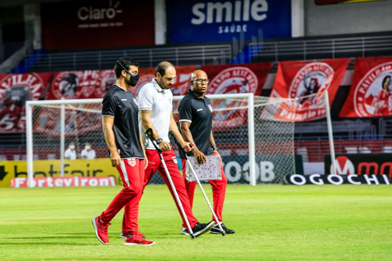 CRB bate o Vitória no Rei Pelé, volta a sonhar com o acesso à Série A e seca adversários: 3 a 1