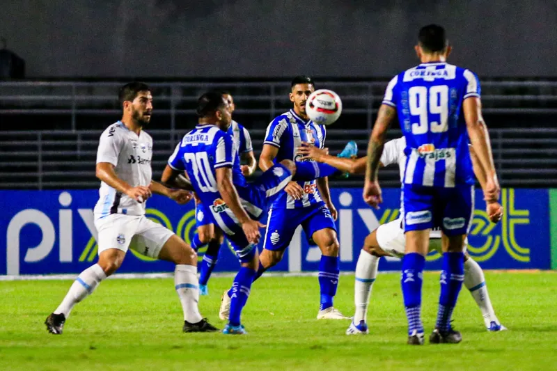 Lourenço e Rodrigo Rodrigues devem ser titulares contra o Bahia