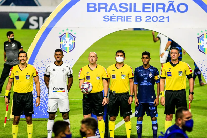 Na volta da torcida ao Rei Pelé, CSA vence o Botafogo-RJ por 2 a 0, pela Série B