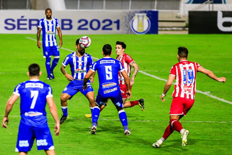 CSA cresce no segundo tempo, mas volta a ser derrotado pelo Náutico na Série B: 1 a 0