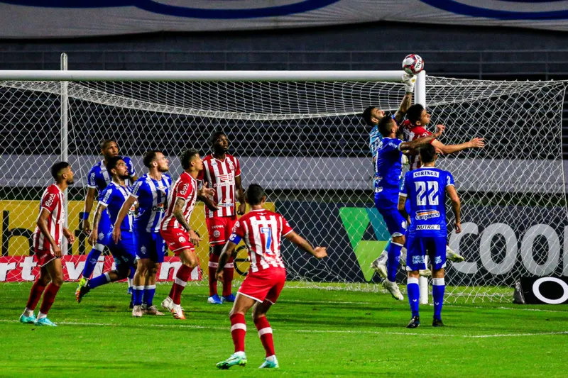 CSA cresce no segundo tempo, mas volta a ser derrotado pelo Náutico na Série B: 1 a 0
