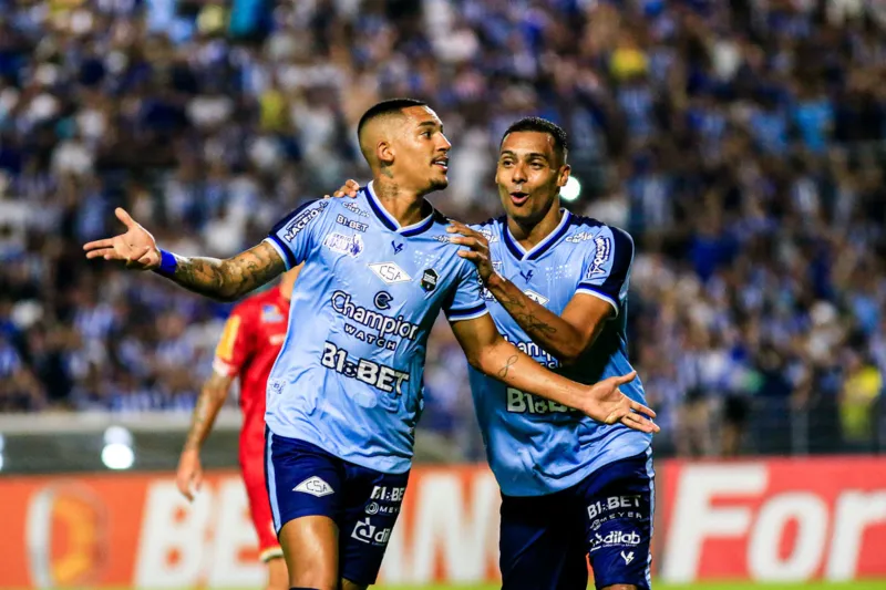 Na luta contra a degola, CSA vence o Tombense, mas segue no Z4 da Série B: 2 a 0