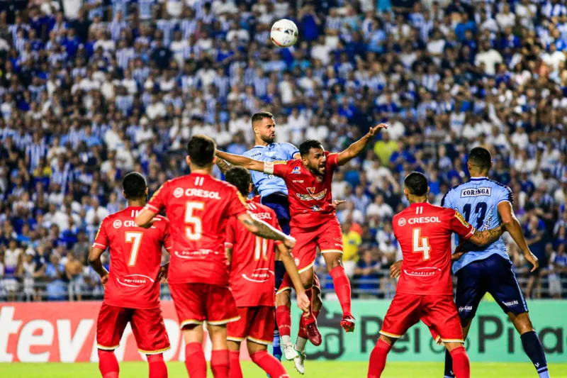 Na luta contra a degola, CSA vence o Tombense, mas segue no Z4 da Série B: 2 a 0