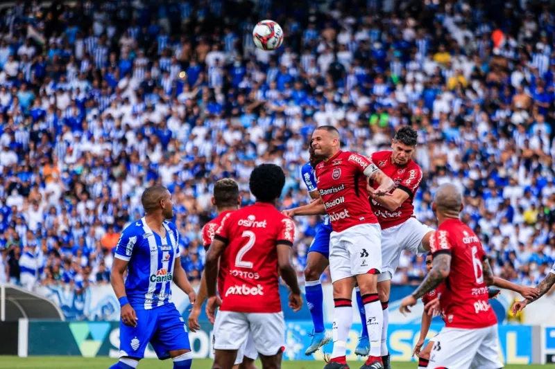Foi por pouco! CSA atropela o Brasil de Pelotas no Rei Pelé, mas vitória do Avaí frustra acesso: 4 a 0