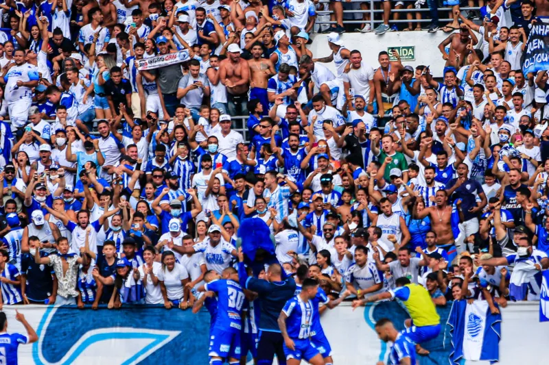 Foi por pouco! CSA atropela o Brasil de Pelotas no Rei Pelé, mas vitória do Avaí frustra acesso: 4 a 0