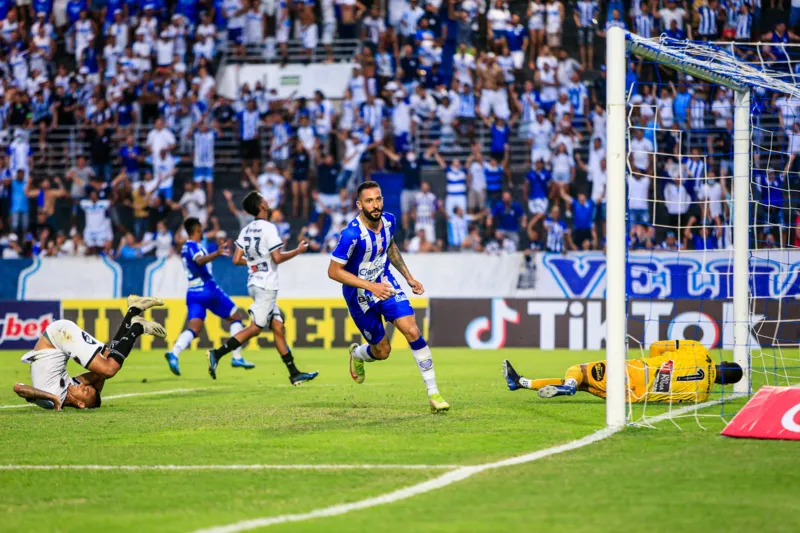 Artilheiro Rodrigo Rodrigues marca duas vezes e CSA vence a primeira na Copa do Nordeste 2022: 3 a 0