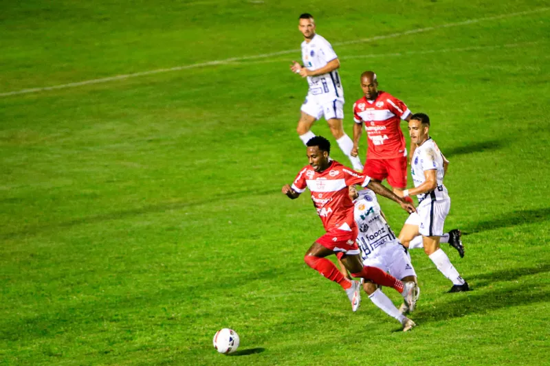 CRB vence ASA no clássico e se aproxima da classificação para as semis