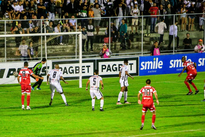 Momento do gol do CRB