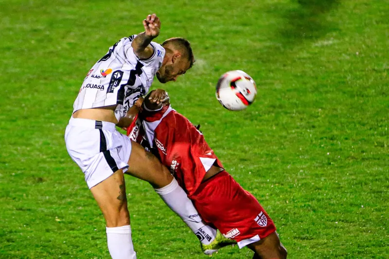 CRB vence ASA no clássico e se aproxima da classificação para as semis